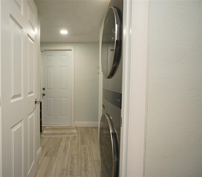 Building Photo - 4108 W Montgomery Terrace