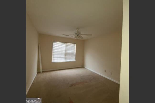 Building Photo - 2290 Nicole Dr