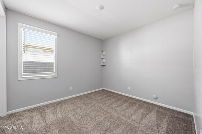 Building Photo - 25339 N 134th Dr