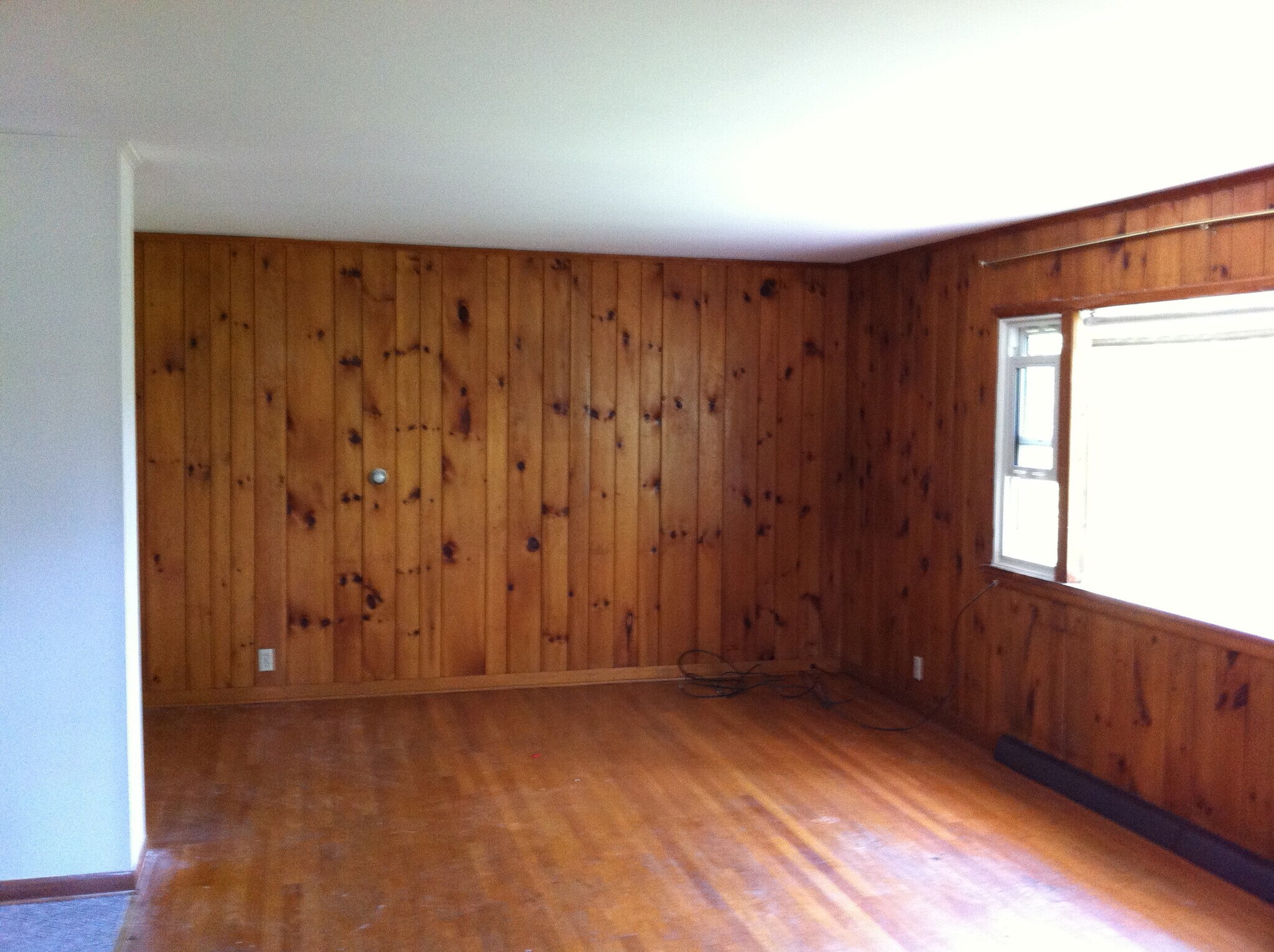 Building Photo - 1621 Slaterville Rd