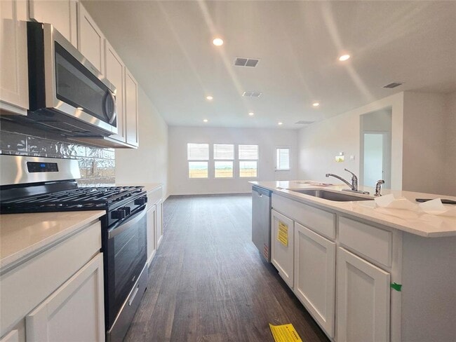 Building Photo - 206 Punta Cana St