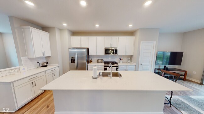 Building Photo - 7101 Equality Blvd