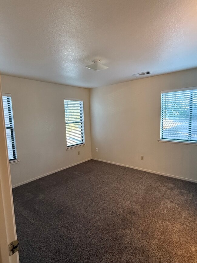 Building Photo - 3677 Tuscany Pl