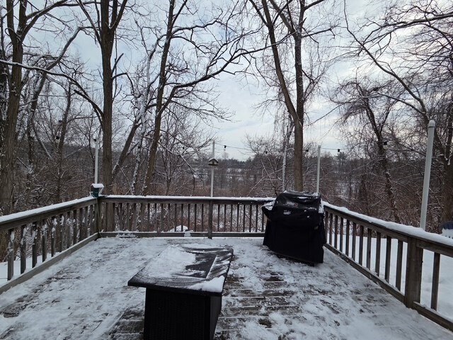 Building Photo - 16 Evergreen Dr