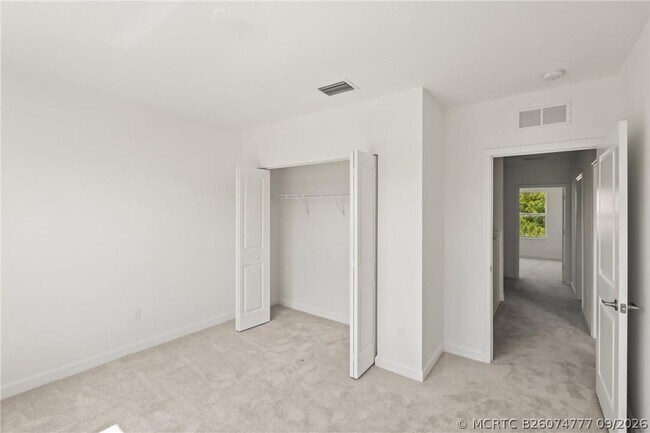 Building Photo - 5604 Stradella Dr