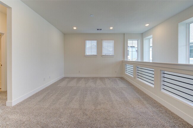 Building Photo - 7630 Meadow Mouse Ln