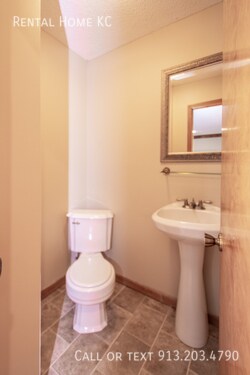 Building Photo - 11602 Monrovia-