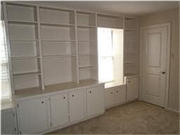 Building Photo - 712 Augusta Dr