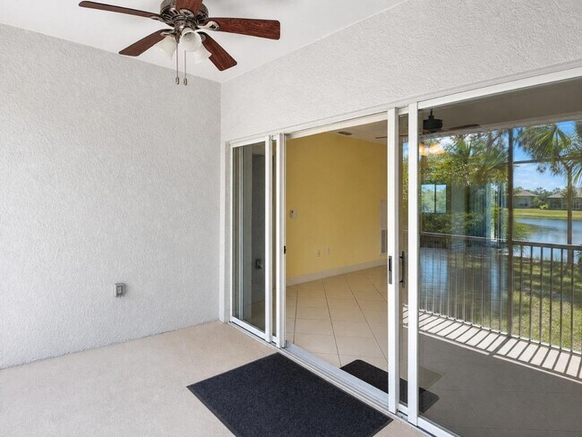 Building Photo - AVAILABLE NOW! Top-Floor Condo | Gated Community | Preserve Views | Water, Sewer & Cable Included