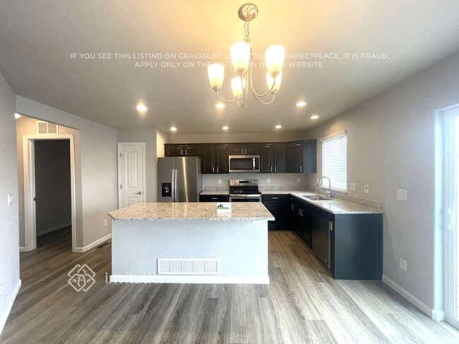 Building Photo - 10865 Nolin Dr
