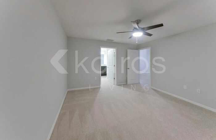 Building Photo - 227 Pennfield St