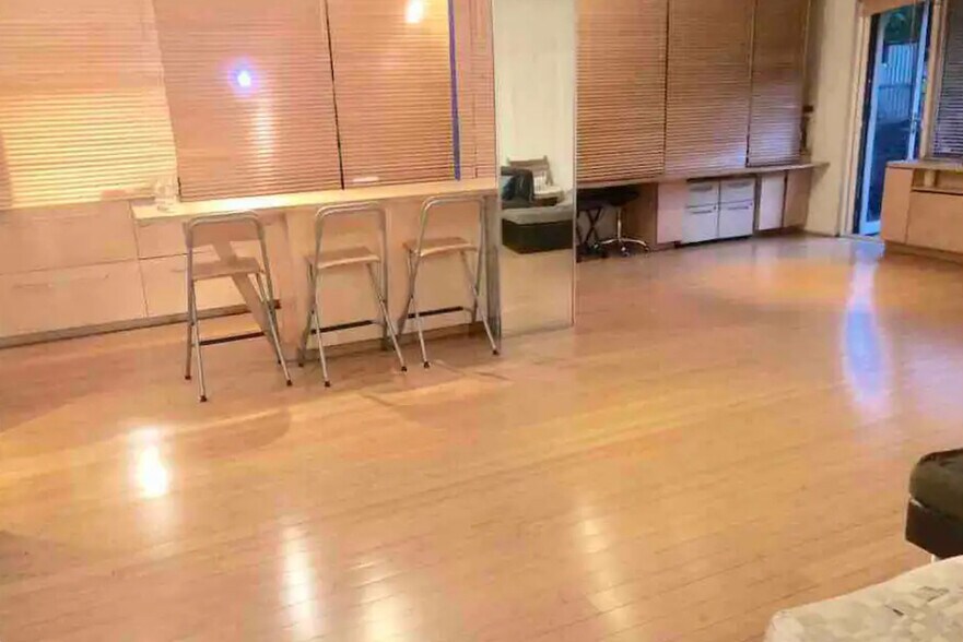 Building Photo - 400 Central Park W