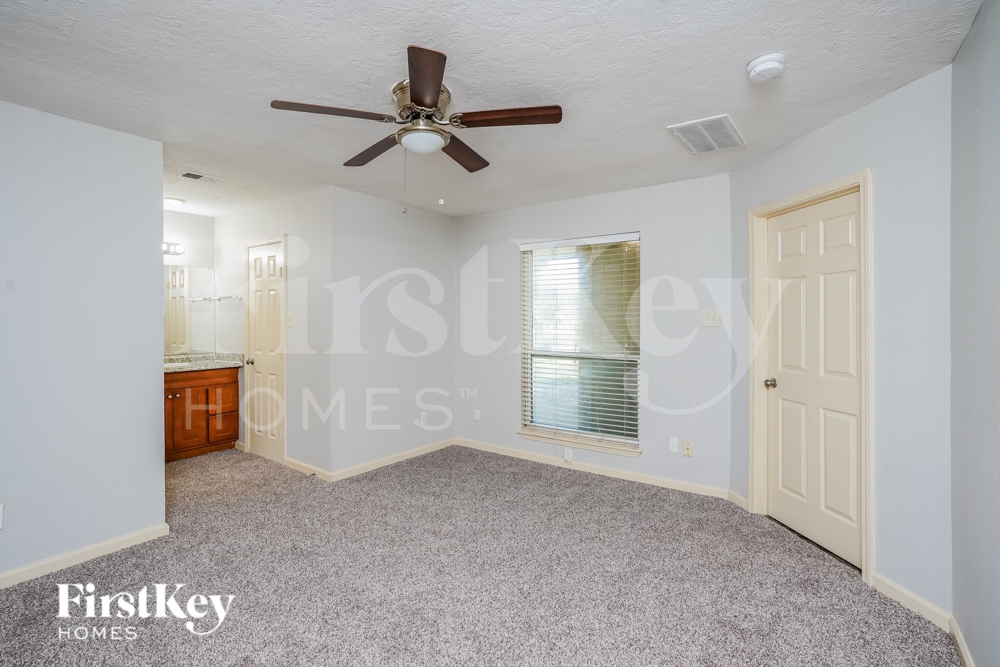 Building Photo - 4306 Regency Villa Dr