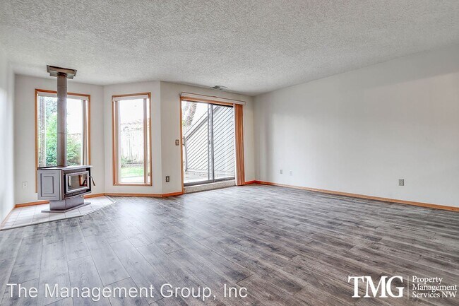 Building Photo - 2 br, 2.5 bath House - 13818 NW 10th Court #A