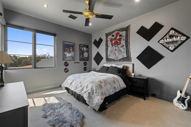 Building Photo - 5805 Twin Peaks Trce