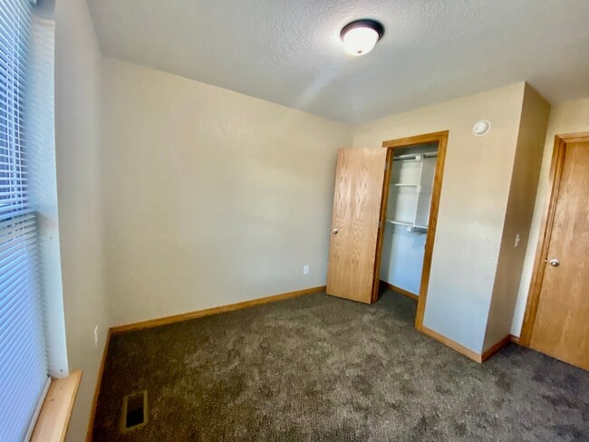 Building Photo - Welcome home!