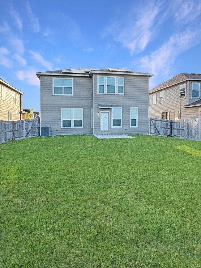 Building Photo - Contemporary Living in Seguin – Over 2,400...