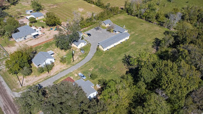 Building Photo - 1547 Garden Rd