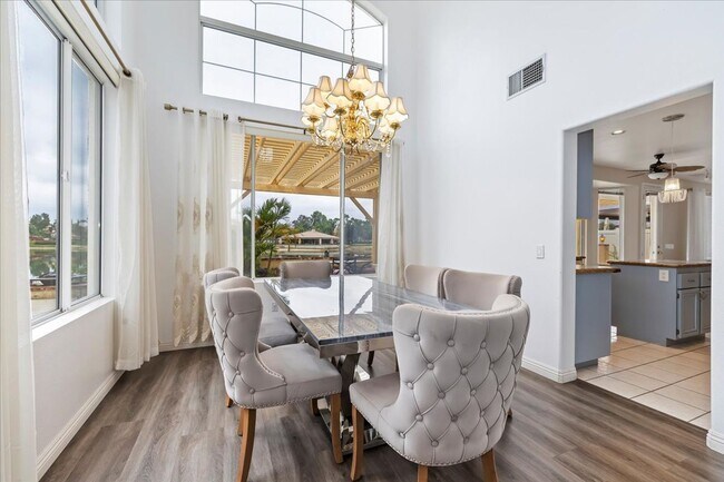 Building Photo - Lakefront Home for Lease – Panoramic Views...