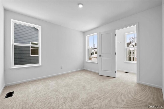 Building Photo - 10633 Barrett