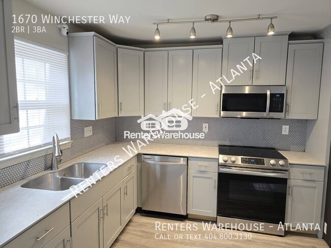 Building Photo - Charming Newly Remodeled Townhouse for Ren...