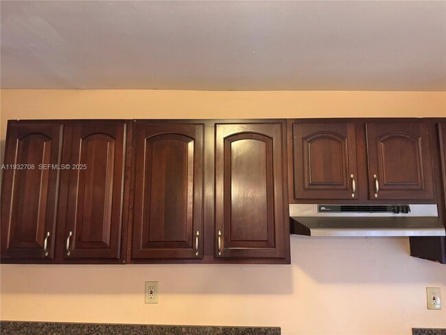 Building Photo - 3410 Java Plum Ave