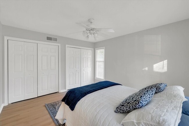 Building Photo - 2811 Edridge Ct