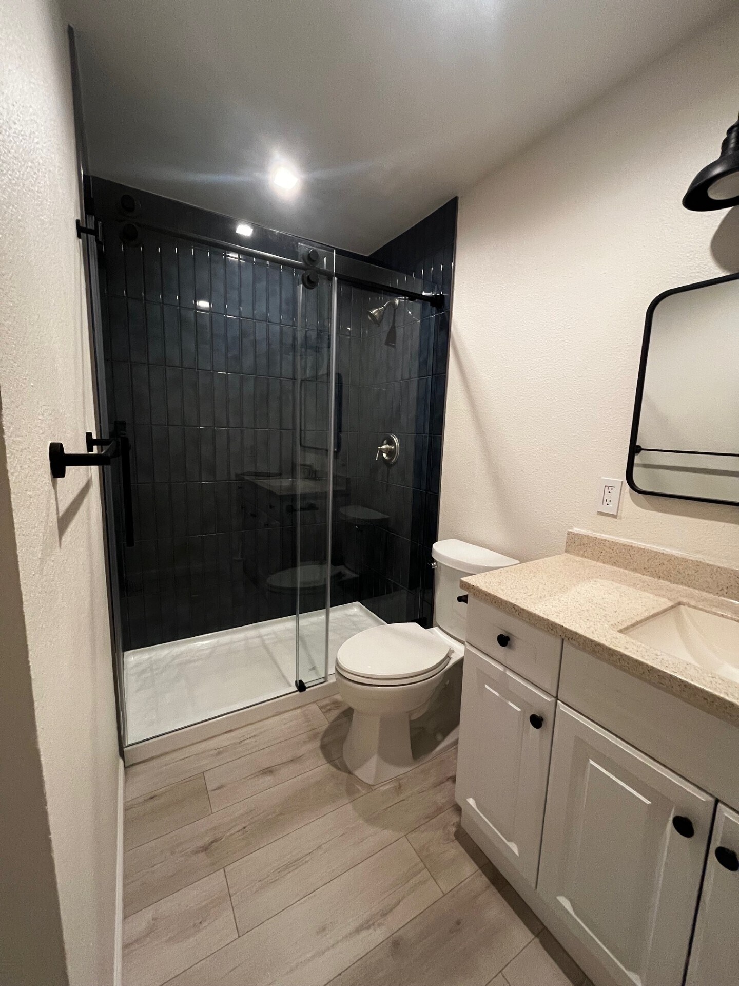 Building Photo - 4201 Bonita Rd