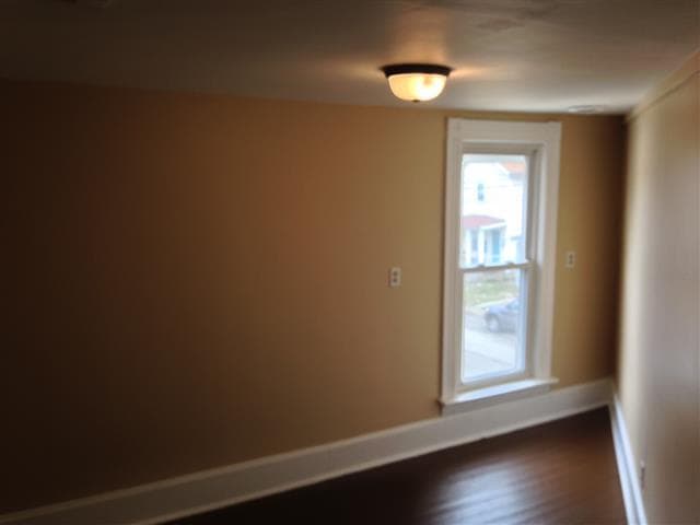 Building Photo - 146 Mill St