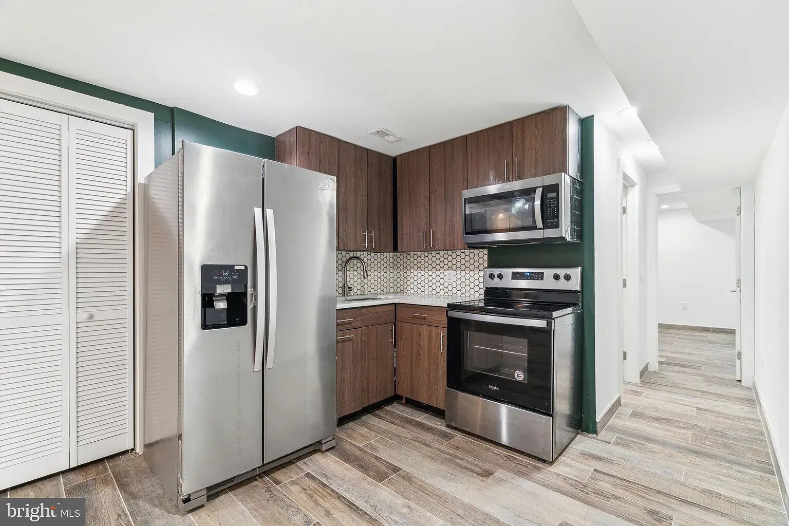 Building Photo - 2146 N Van Pelt St