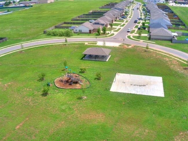 Building Photo - 1734 Eighty-Niner Ter