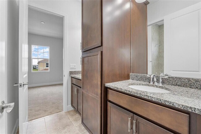 Building Photo - 14929 RedCove Pl