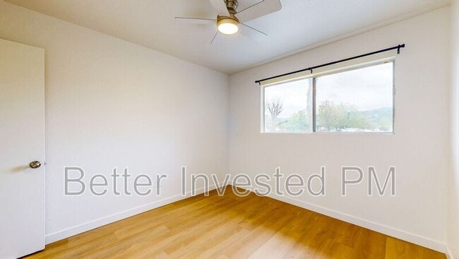 Building Photo - 570 Pomo Dr