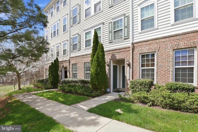 Building Photo - 14814 Mason Creek Cir