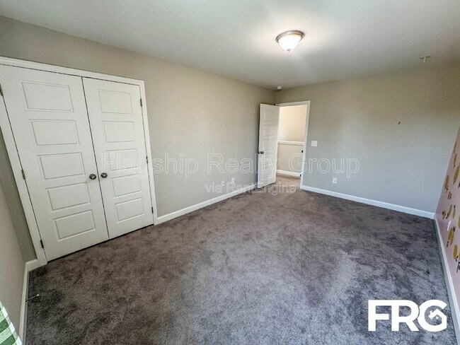 Building Photo - 208 Coffman Dr