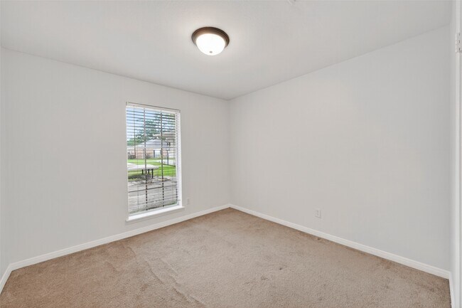 Building Photo - 12818 Westella Dr