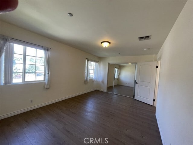 Building Photo - 614 Royal Oaks Dr