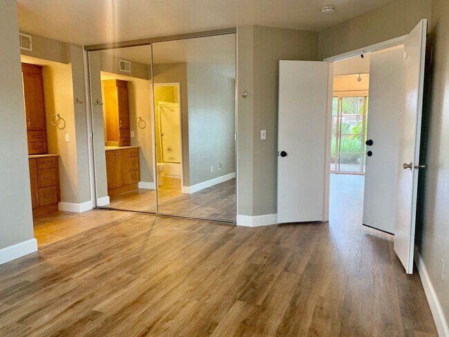 Building Photo - 1 Bedroom in Serene Community in Garden Grove
