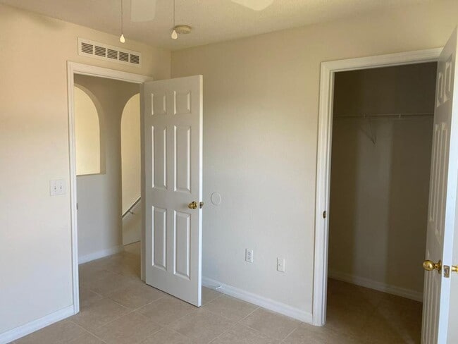 Building Photo - 217 Chadworth Dr