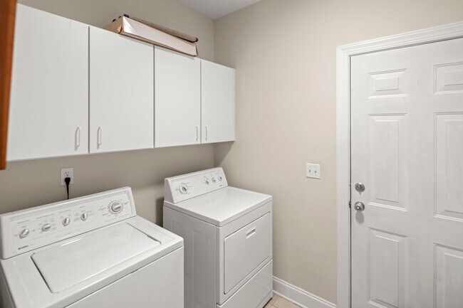 Building Photo - 541 Welsh Partridge Cir