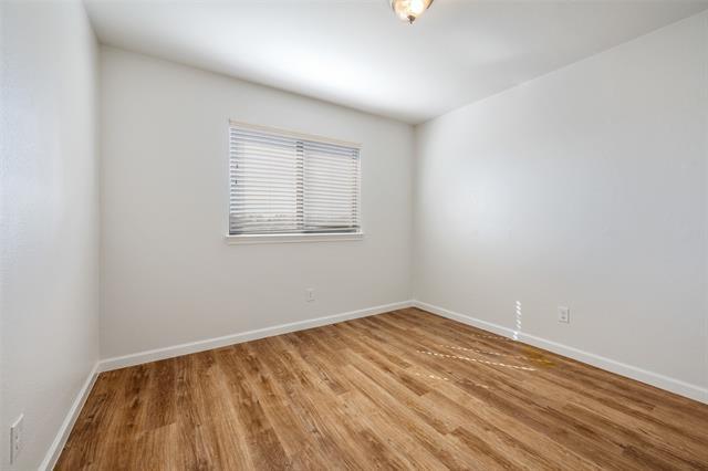 Building Photo - 826 Hazel's Way