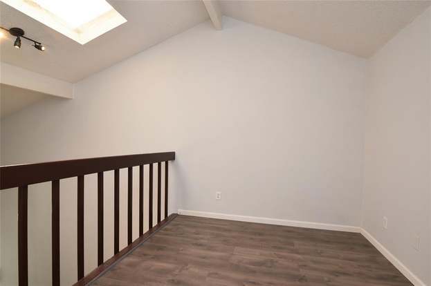 Building Photo - 6261 Ludington Dr