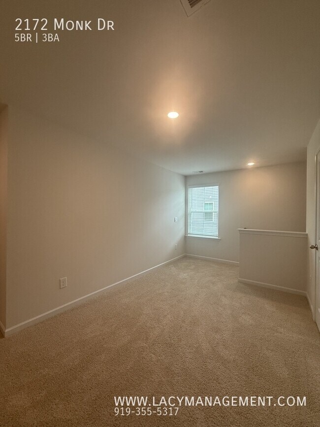 Building Photo - 2172 Monk Dr