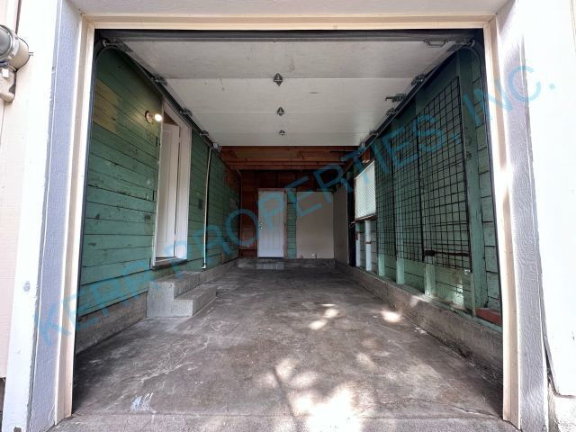 Building Photo - Charming 2-Bed Bungalow Retreat in Heart of Portland – Cozy 850 Sq Ft Space Awaits!