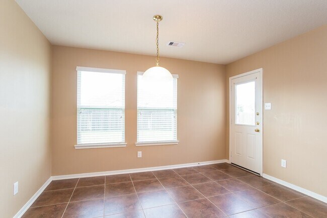 Building Photo - 17302 Cricket Mill Dr