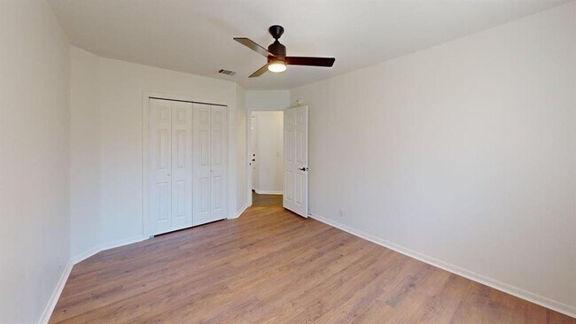 Building Photo - 1820 Mason Creek Blvd