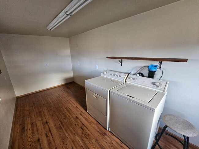 Building Photo - 1608 25th St