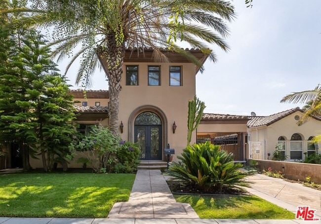 Primary Photo - 120 S Almont Dr
