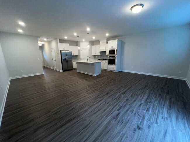 Building Photo - 35 Village Edge Dr