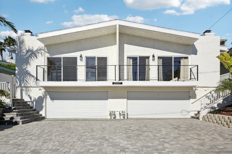 Building Photo - 25051 La Cresta Dr